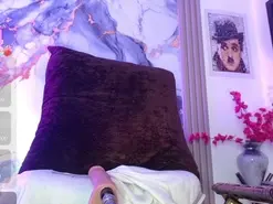 Amateur Free Porn Cam of agatha_monfort1