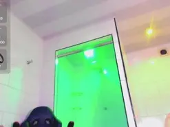Amateur Adult Webcam of nicol_gill_