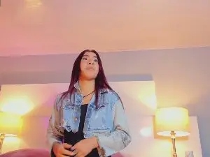 Cam4 Live Porn of Lyaa_sweet