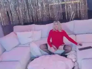 Cam4 Adult Webcam of SissyJulieXX