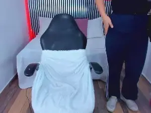 Cam4 Live Sex of Little_Alii