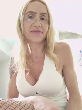 Cam4 Live Sex of GaiaVelvet