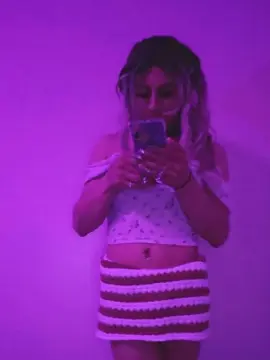 Cam4 Live Sex of Alexayoungn