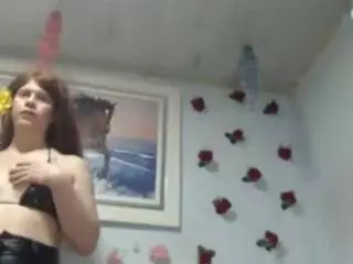 Camsoda Nude Webcam of hotsexybigcum
