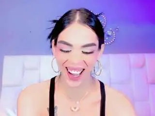 Camsoda Free Live Porn of naughty-sexy-girrl