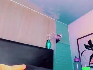 Camsoda Free Porn Cam of chanell-sexyass