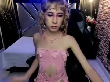 Chaturbate Watch Live Sex Cams of vivienne_hadid