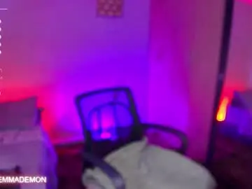 Chaturbate Live Porn of emma_demonn