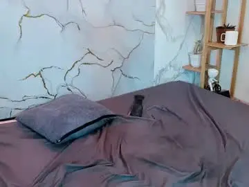 Chaturbate Free Live Porn of nahomi_hot2002