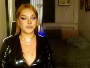 Chaturbate Sex Cam of urwildestdreamgoddess