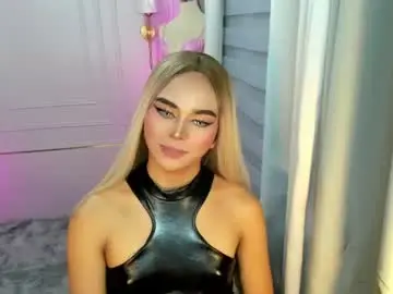 Chaturbate Live Sex Cam of hugecock_bella