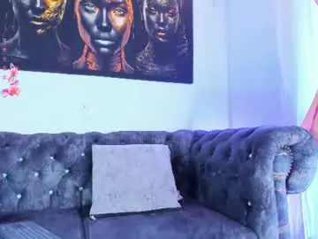 Chaturbate Live Sex Cam of miapink_ofii_