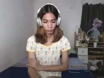 Chaturbate Live Sex Cam of hailey_sweetcum77