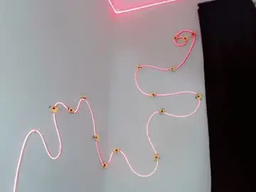Chaturbate Free Live Porn of everlin_01