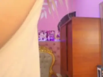 Chaturbate Live Sex Cam of eimyflorian