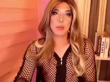 Chaturbate Live Sex Cam of akiramoore
