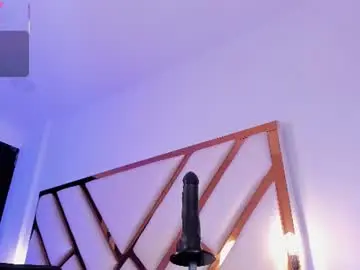 Chaturbate Best live sex cam show of aron_cruz12
