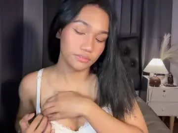 Chaturbate Watch Live Sex Cams of roxiethogersen
