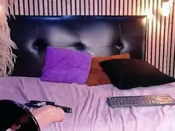 Chaturbate Free Live Porn of hiddenhotcake