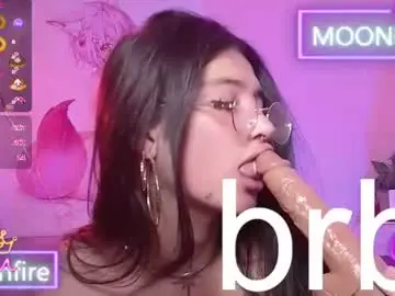 Chaturbate Watch Live Sex Cams of moonfiredance