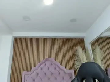 Chaturbate Live Porn of nahomyrusell