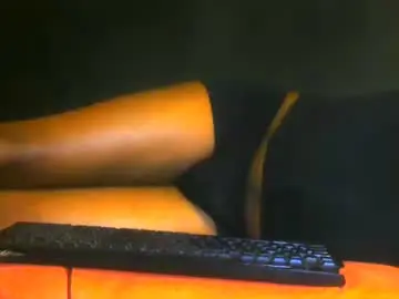 Chaturbate Live Sex Cam of latoyyabed1