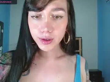 Chaturbate Live Sex Cam of karla_zambrano