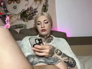 Chaturbate Watch Live Sex Cams of chloevesper