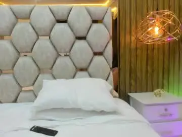 Chaturbate Best live sex cam show of ashton_monthana