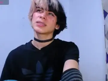 Chaturbate Free Porn Cam of darasweet20