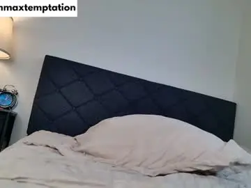 Chaturbate Best live sex cam show of emmaxtemptation