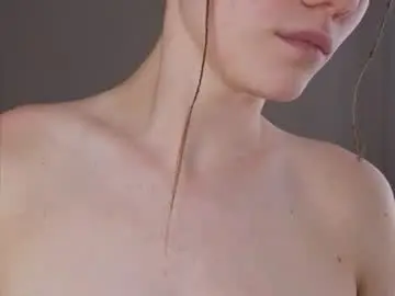 Chaturbate Nude Webcam of crystaldiva01