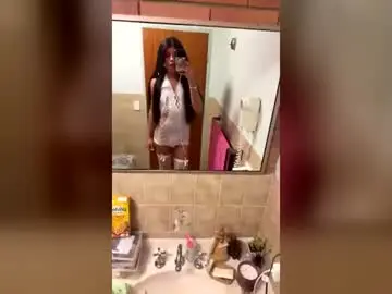 Chaturbate Free Porn Cam of mendezlaluna
