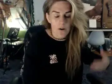 Chaturbate Sex Cam of katiecutie_5