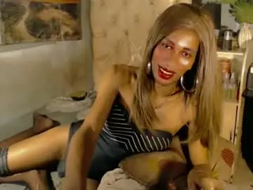 Chaturbate Live Sex of hugecock_caramel