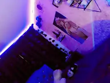 Chaturbate Watch Live Sex Cams of baby_noah23