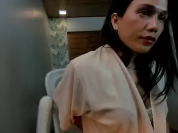 Chaturbate Adult Video Chat of hungasiangirl