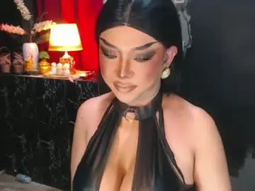 Chaturbate Adult Video Chat of hugecockchristine