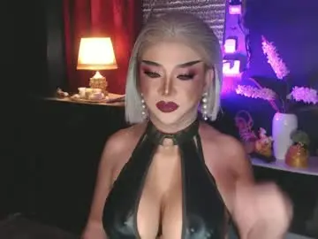 Chaturbate Live Sex Cam of hugecockchristine