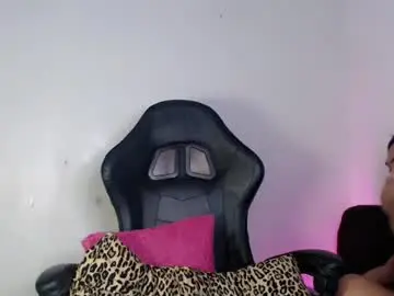 Chaturbate Live Porn of papigoddesslover