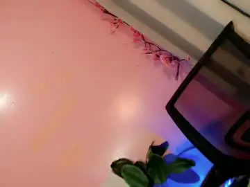 Chaturbate Sex Cam of bitchofmanila69