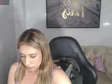 Chaturbate Free Porn Cam of evy_lux_v