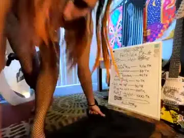 Chaturbate Live Sex Cam of uwumaggot