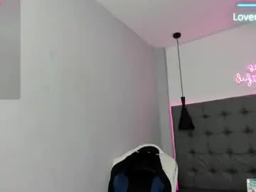 Chaturbate Sex Chat of scarletcherry18