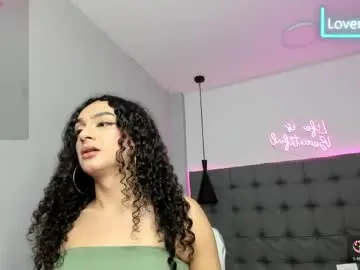 Chaturbate Best live sex cam show of scarletcherry18