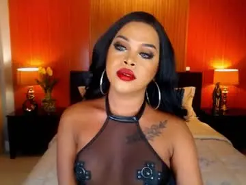 Chaturbate Live Sex Cam of urmajestytyra