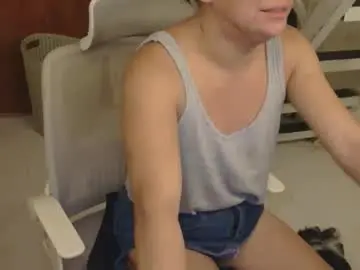 Chaturbate Nude Webcam of averageuncut1