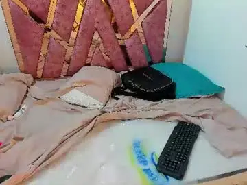 Chaturbate Sex Chat of lucianavalmont