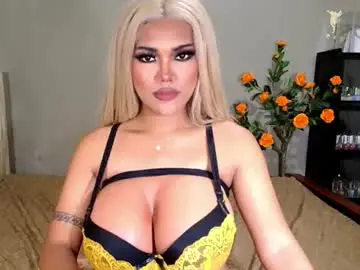 Chaturbate Sex Cam of chinita_titi
