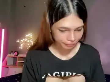 Chaturbate Live Sex Cam of theprecious_pearl